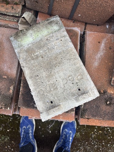Redland reclaimed roof - reclaimed,